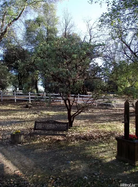 21910 Montgomery Rd, Sonora, CA 95370 photo 10