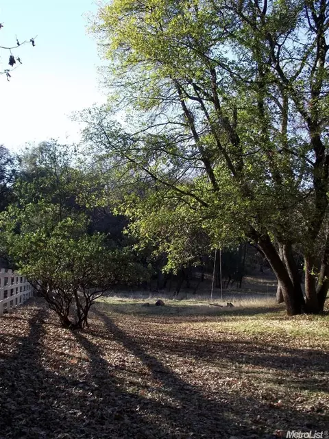 21910 Montgomery Rd, Sonora, CA 95370 photo 4