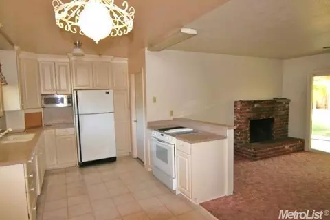 1020 Annapolis Ave, Modesto, CA 95350 photo 7