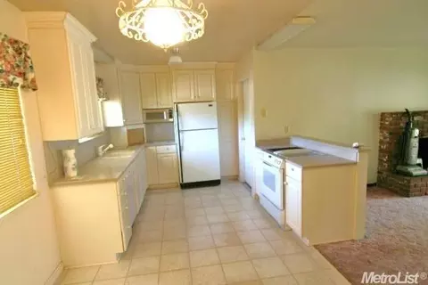 1020 Annapolis Ave, Modesto, CA 95350 photo 5