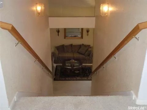 2344 Meadowbrook Dr, Lodi, CA 95242 photo 19