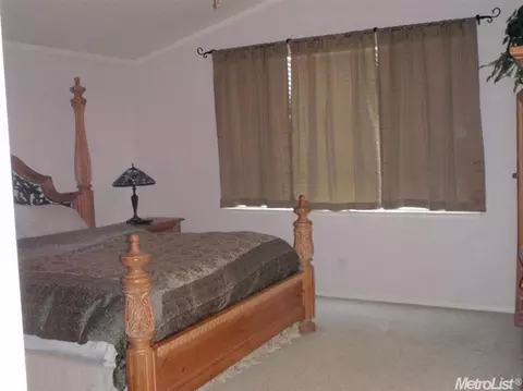 2344 Meadowbrook Dr, Lodi, CA 95242 photo 10