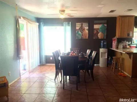 424 N Walnut Ave, Manteca, CA 95336 photo 7