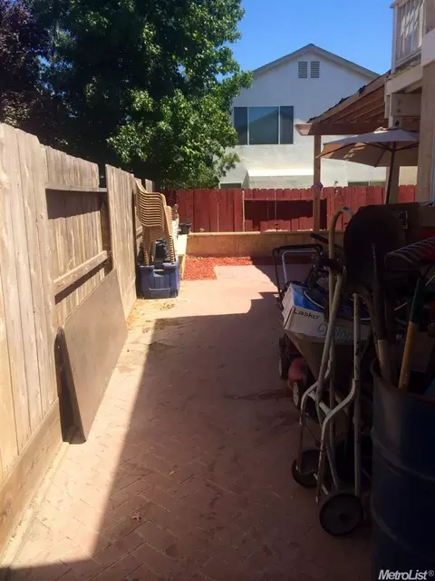 424 N Walnut Ave, Manteca, CA 95336 photo 19