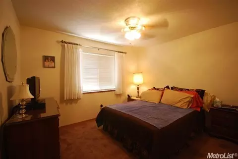 2517 Manor Oak Dr, Modesto, CA 95355 photo 14