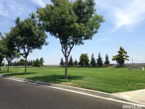 1681 E Springer Dr, Turlock, CA 95382 photo 19