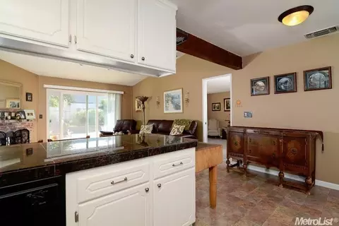 3116 Kobrock Way, Carmichael, CA 95608 photo 7