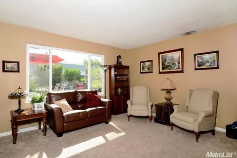 3116 Kobrock Way, Carmichael, CA 95608 photo 9