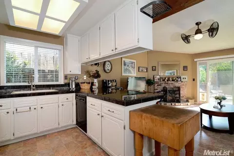 3116 Kobrock Way, Carmichael, CA 95608 photo 6