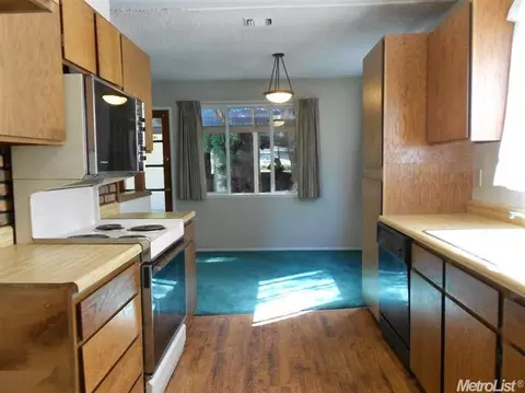5100 Vale Dr, Carmichael, CA 95608 photo 4
