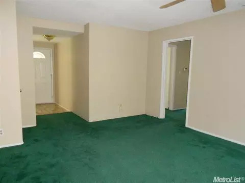 5100 Vale Dr, Carmichael, CA 95608 photo 9
