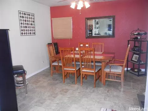 1439 Kent Way, Modesto, CA 95355 photo 3