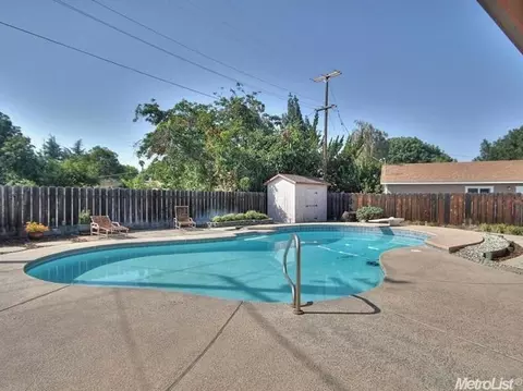 1829 Hunt Ave, Modesto, CA 95350 photo 12