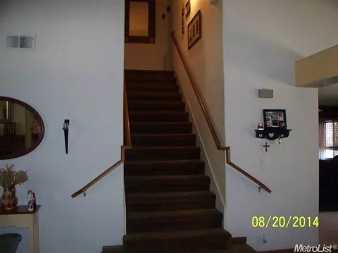 624 Berlin Way, Patterson, CA 95363 photo 12