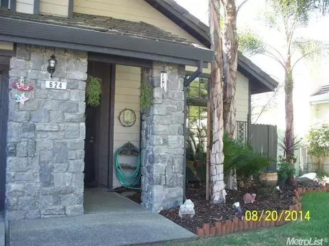 624 Berlin Way, Patterson, CA 95363 photo 2