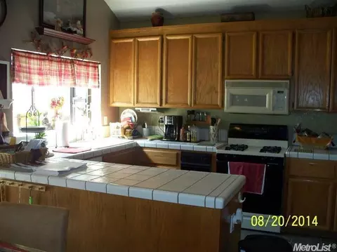 624 Berlin Way, Patterson, CA 95363 photo 13