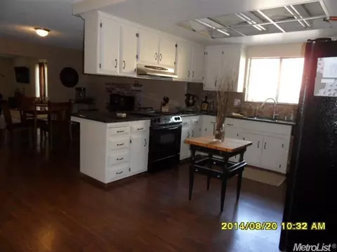 841 Alpine Ave, Manteca, CA 95336 photo 2