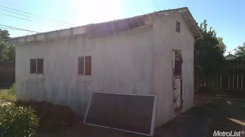 735 E Los, Los Banos, CA 93635 photo 13