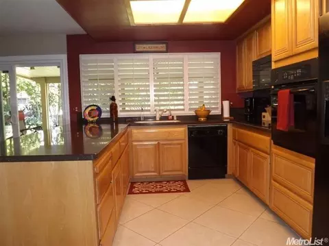 8448 El Modena Ave, Elverta, CA 95626 photo 4