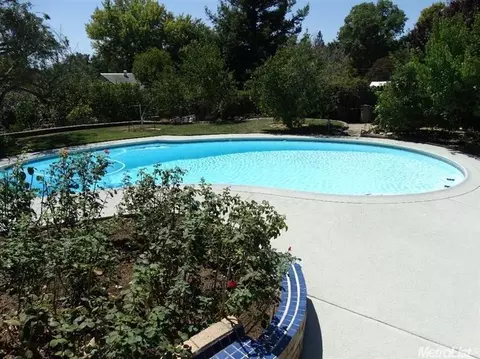 7340 Lincoln Ave, Carmichael, CA 95608 photo 4