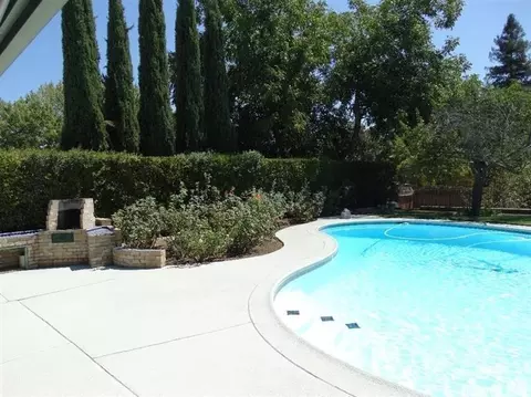 7340 Lincoln Ave, Carmichael, CA 95608 photo 3