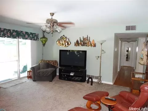 7340 Lincoln Ave, Carmichael, CA 95608 photo 12