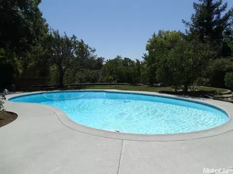 7340 Lincoln Ave, Carmichael, CA 95608 photo 2