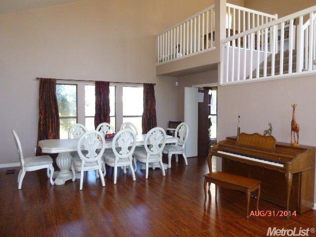 3617 Drakeshire Dr, Modesto, CA 95356 photo 3