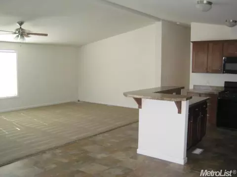 4304 Spartans Way, Modesto, CA 95355 photo 8