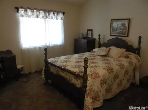 3601 Thomas More Way, Modesto, CA 95356 photo 7