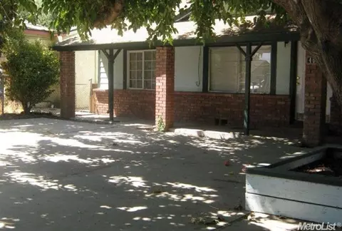 407 Empire Ave, Modesto, CA 95354 photo 2