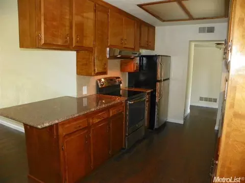 1800 Kruger Dr, Modesto, CA 95355 photo 7