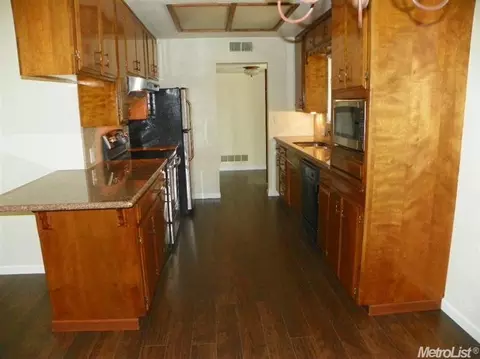 1800 Kruger Dr, Modesto, CA 95355 photo 4