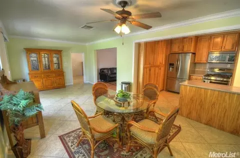 5301 Robertson Ave, Carmichael, CA 95608 photo 11
