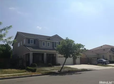 550 Mesquite Dr, Patterson, CA 95363 photo 1