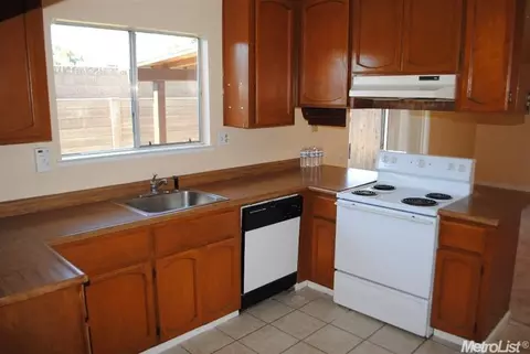 2148 Jason Way, Modesto, CA 95350 photo 10