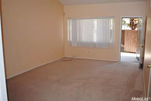 2148 Jason Way, Modesto, CA 95350 photo 2