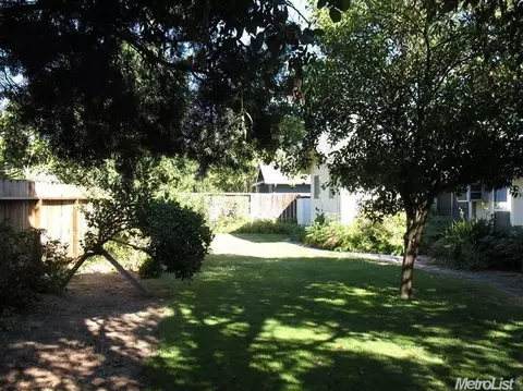 909 E Rumble, Modesto, CA 95350 photo 3