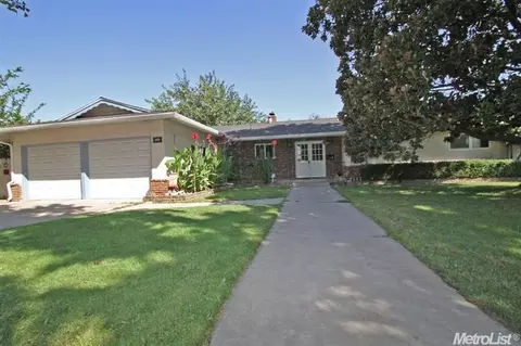 909 E Rumble, Modesto, CA 95350 photo 1