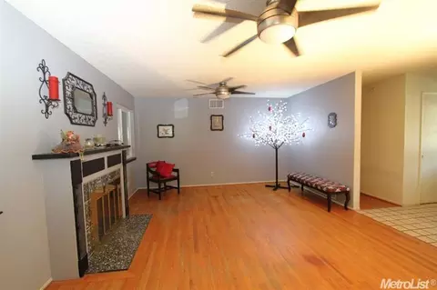 909 E Rumble, Modesto, CA 95350 photo 16
