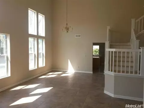 2033 Raven St, Tracy, CA 95376 photo 3