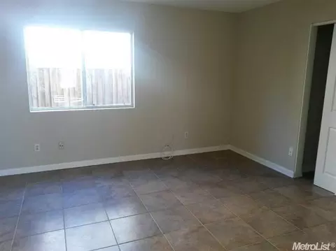 2033 Raven St, Tracy, CA 95376 photo 8