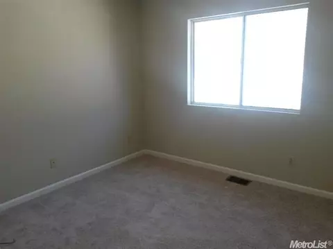 2033 Raven St, Tracy, CA 95376 photo 14