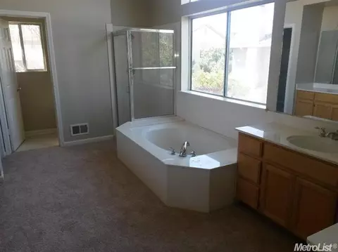 2033 Raven St, Tracy, CA 95376 photo 17