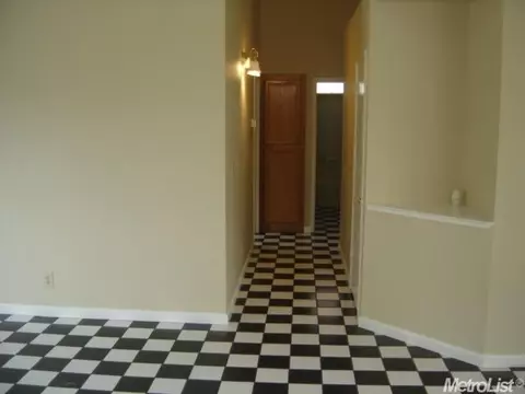1412 Malos Ct, Modesto, CA 95351 photo 5