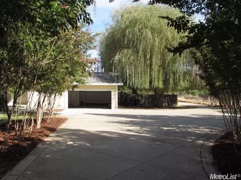 8453 Dillard, Wilton, CA 95693 photo 2