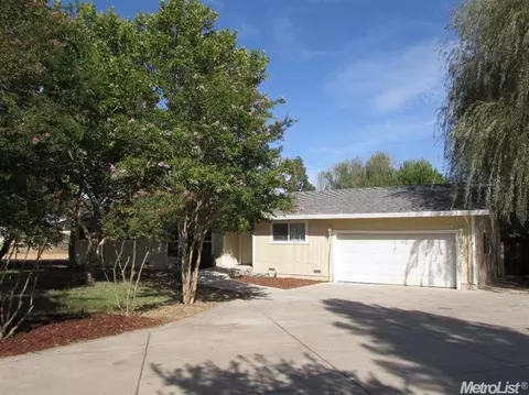 8453 Dillard, Wilton, CA 95693 photo 1