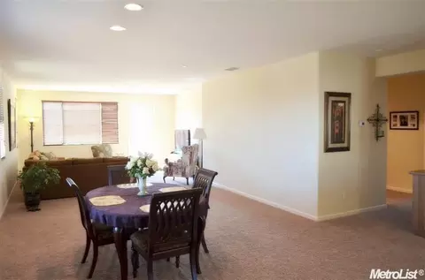 1090 Alba, Manteca, CA 95337 photo 4