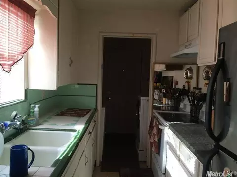 2027 Glendale Ave, Modesto, CA 95354 photo 13