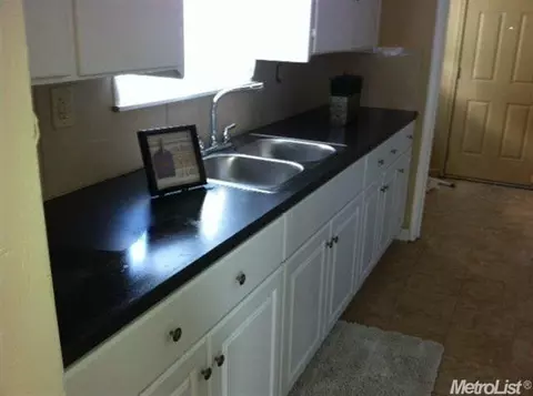 2027 Glendale Ave, Modesto, CA 95354 photo 5
